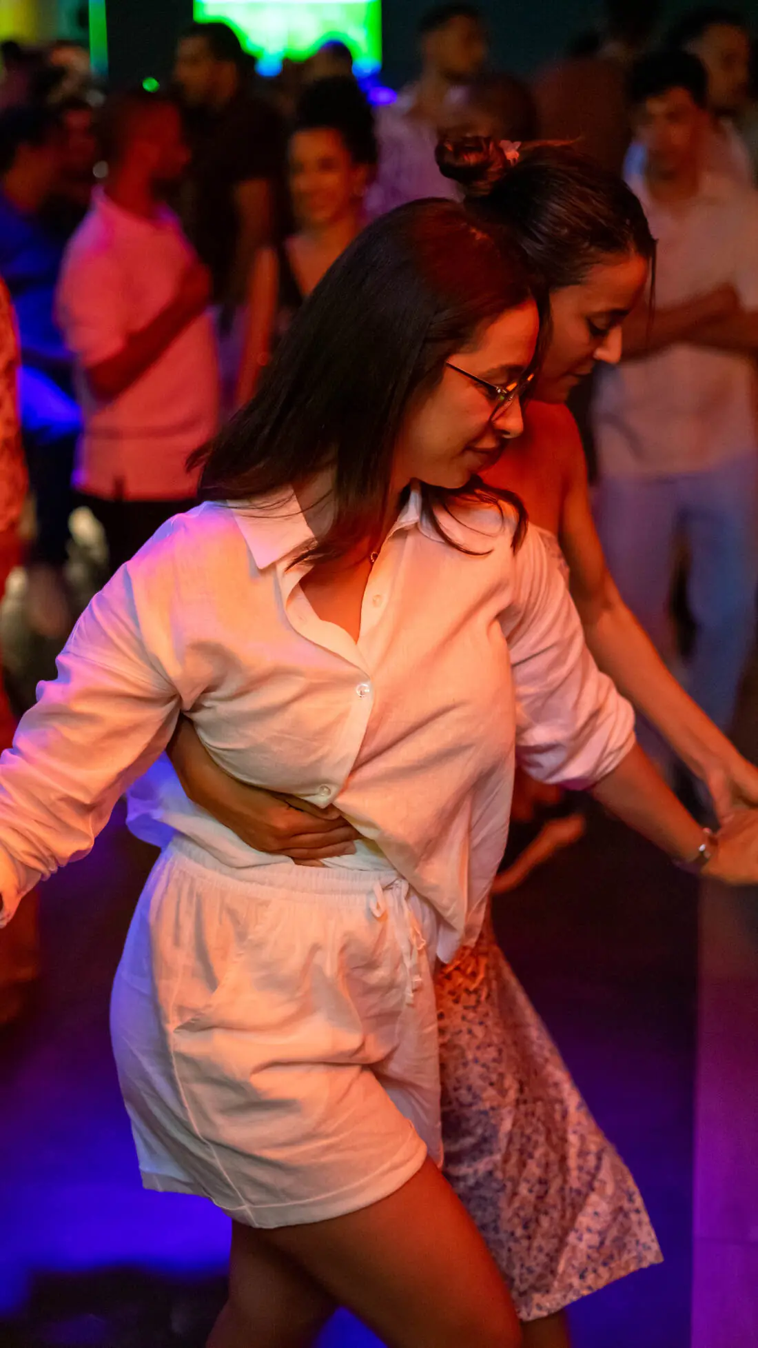 Élève dansant la bachata chez Kukumpa